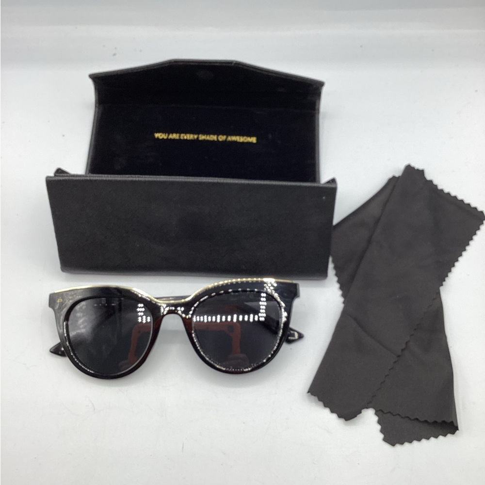 Prive Revaux The Kiki‎ Polarized Sunglasses Black